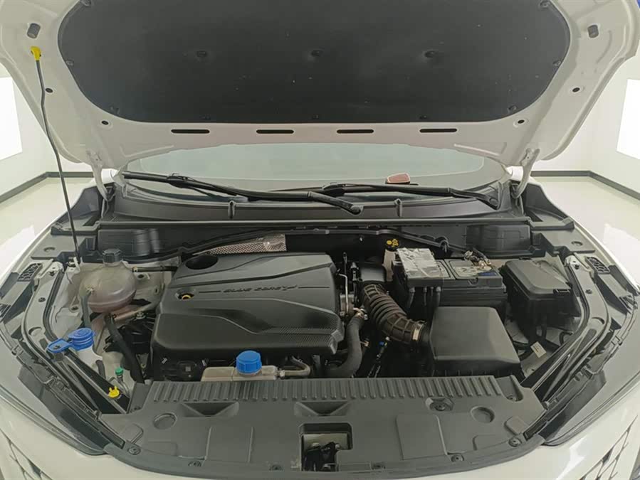 Changan UNI-T 2023 car image #11