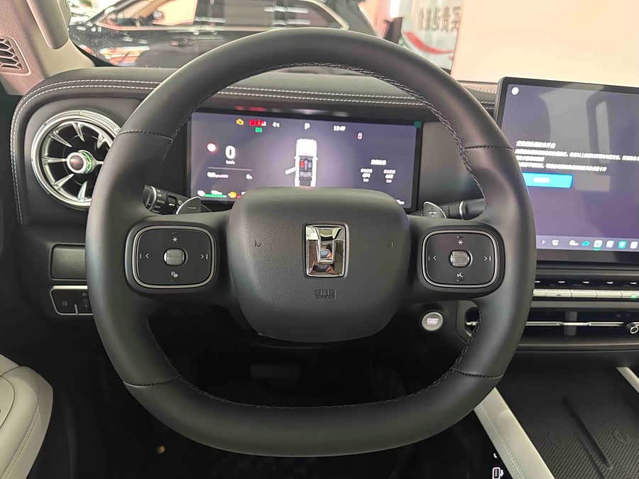 Tank 300 New Energy 2025 #11 Tank 300 New Energy 2025 car image #11