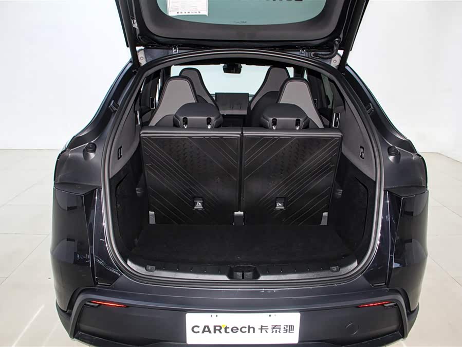 特斯拉 Model Y L 2025 汽车图片 #11