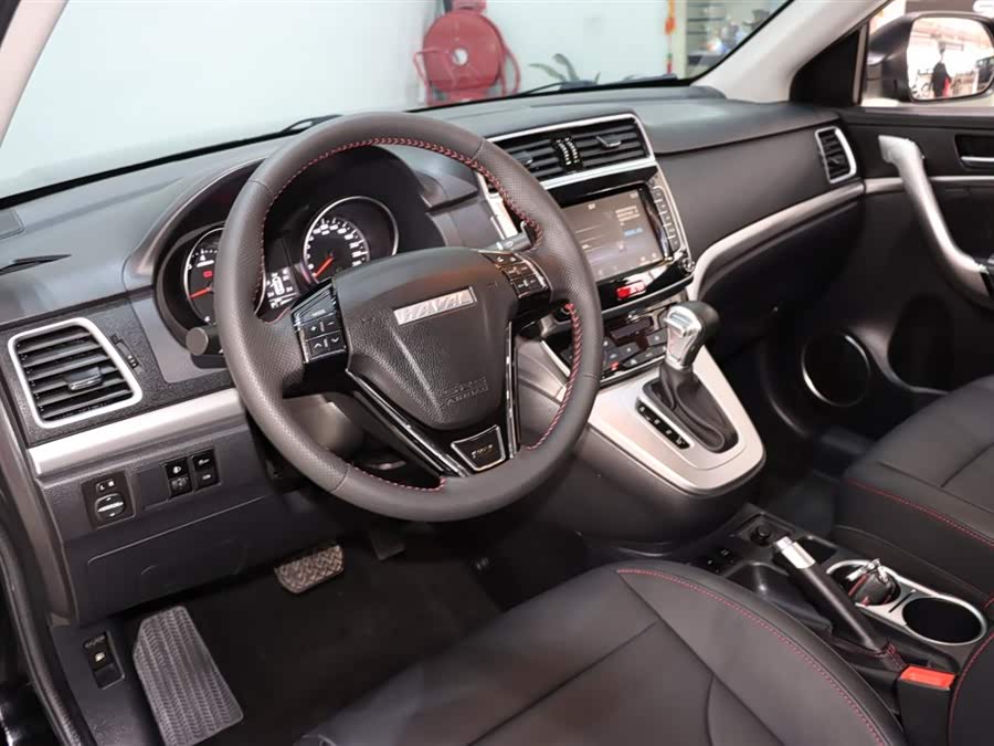 Haval M6 2019 car image #11