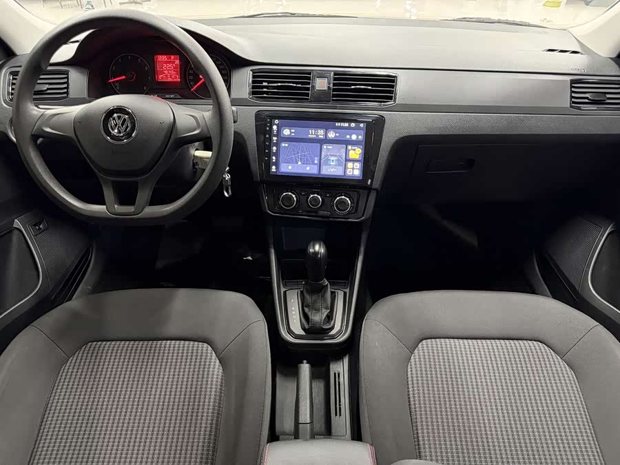 Volkswagen Santana 2022 immagine di auto #11