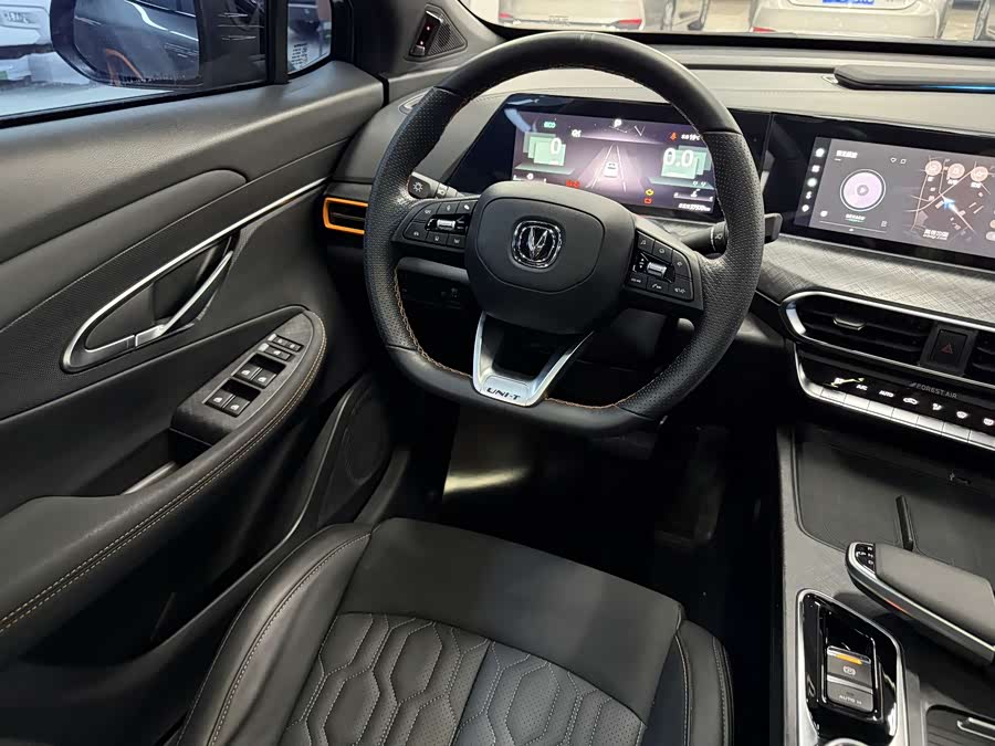 Changan UNI-T 2022 car image #11