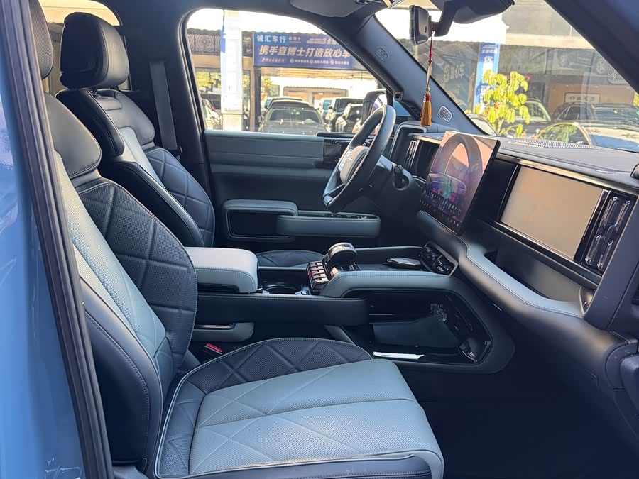 FangChengBao Leopard 5 2024 #11 FangChengBao Leopard 5 2024 car image #11