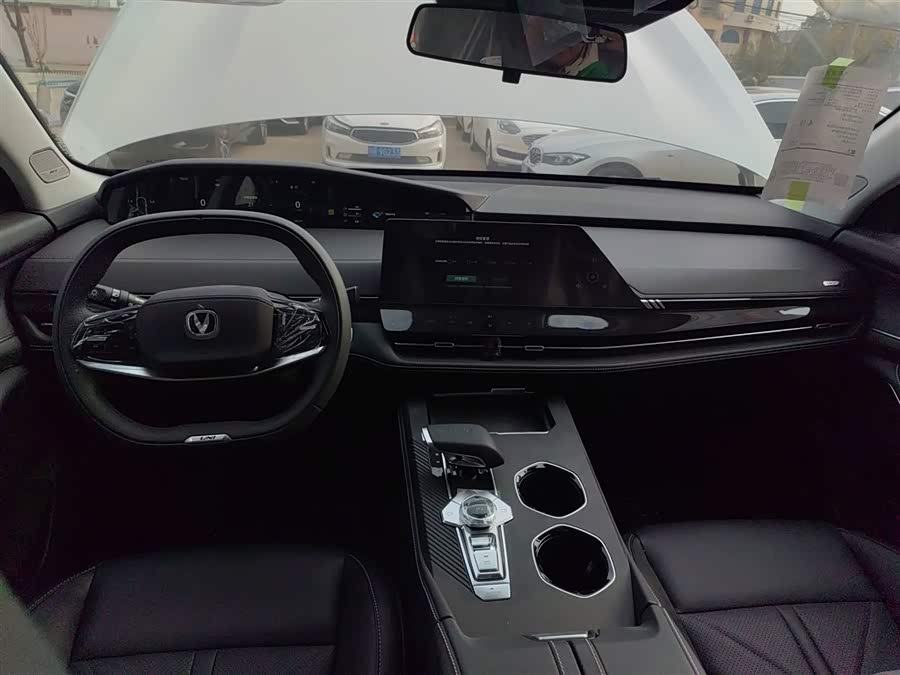 Changan UNI-K iDD 2025 #11 Changan UNI-K iDD 2025 car image #11