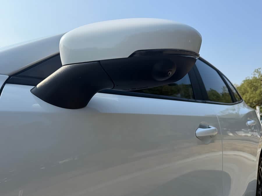 Forthing T5 EVO 2023 car image #11