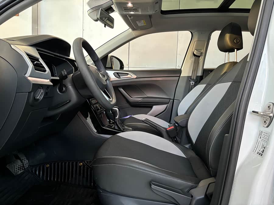 Volkswagen Tacqua 2022 car image #11