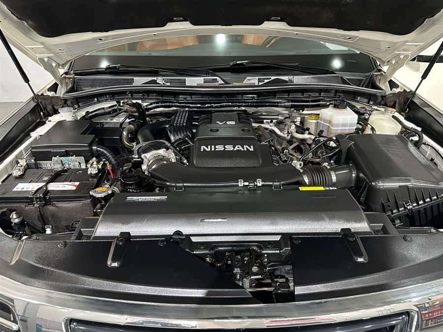 日产 途乐 2018 汽车图片 #11