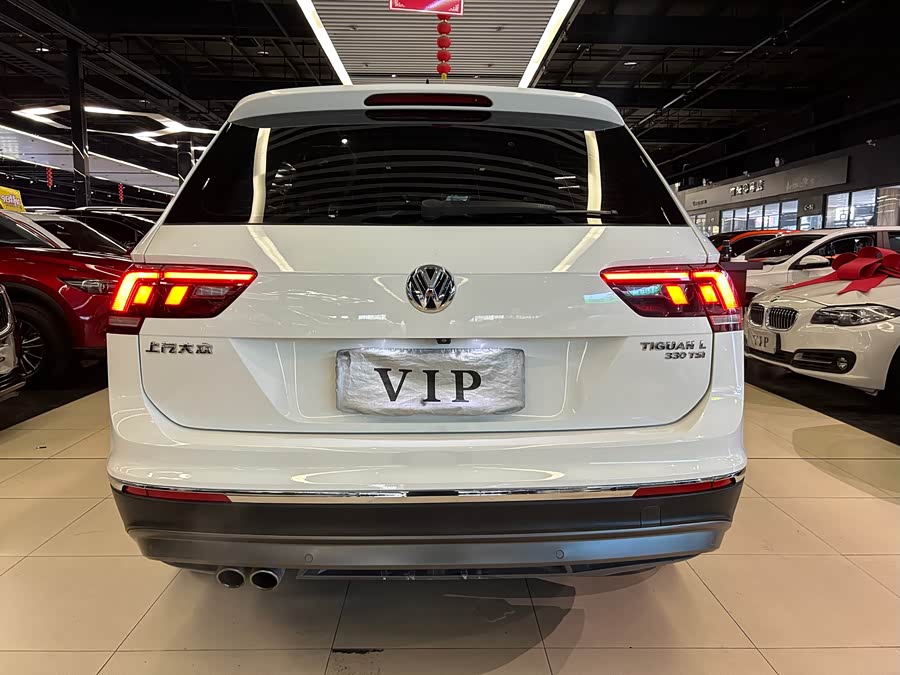 Volkswagen Tiguan L 2019 car image #11