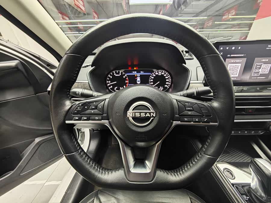 Nissan Teana 2023 car image #11