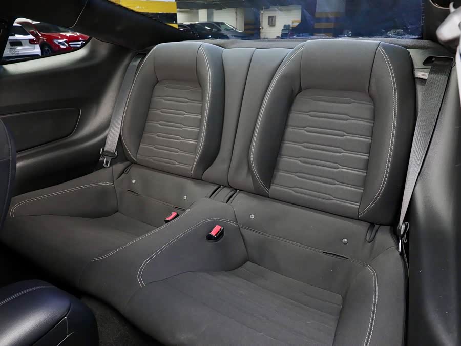 Ford Mustang 2015 car image #11