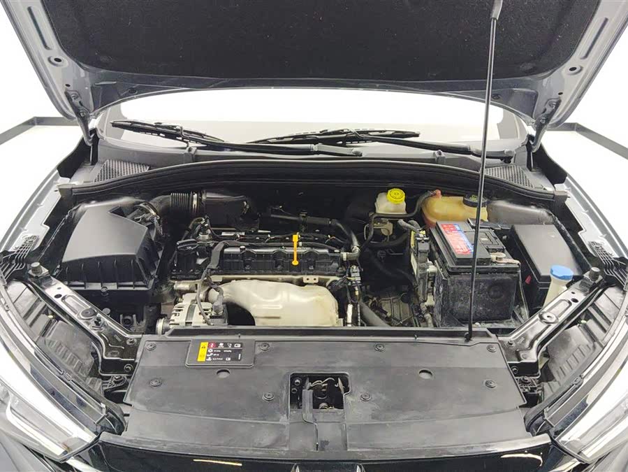 Roewe i5 2022 car image #11