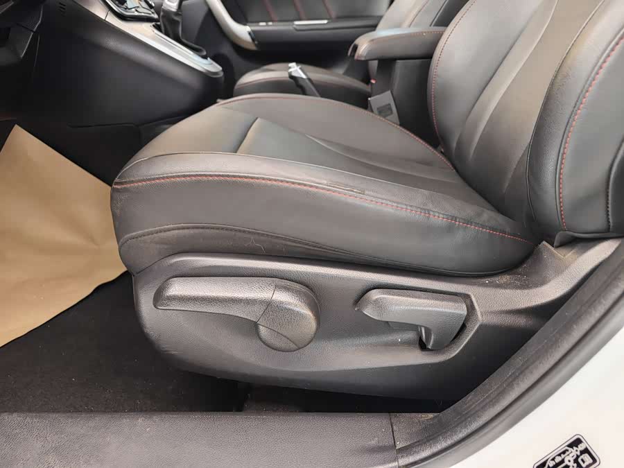 Haval M6 2020 #11 Haval M6 2020 car image #11