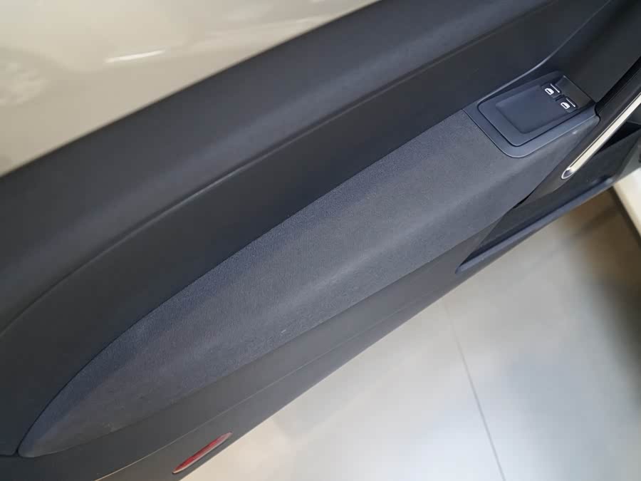 Volkswagen Beetle 2012 immagine di auto #11