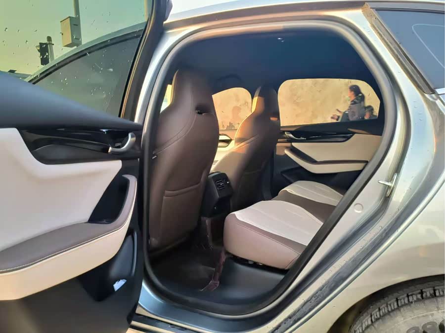 BYD Qin Plus 2024 #11 BYD Qin Plus 2024 car image #11