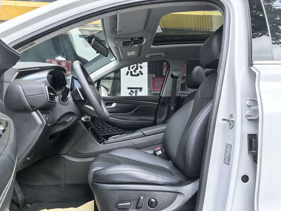 Hyundai Santa Fe 2021 car image #11