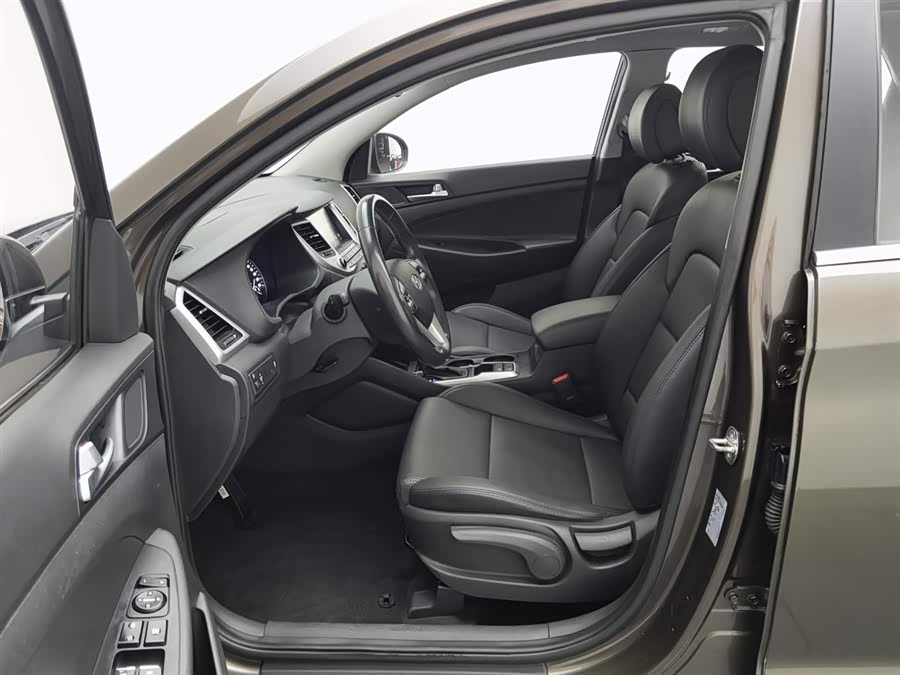 Hyundai Tucson 2016 car image #11