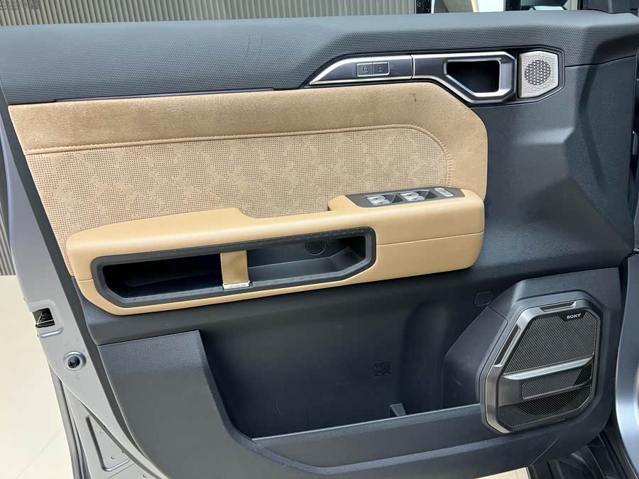Jetour Traveller 2023 car image #11