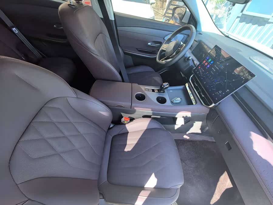 Jetour X90 PRO 2025 car image #11