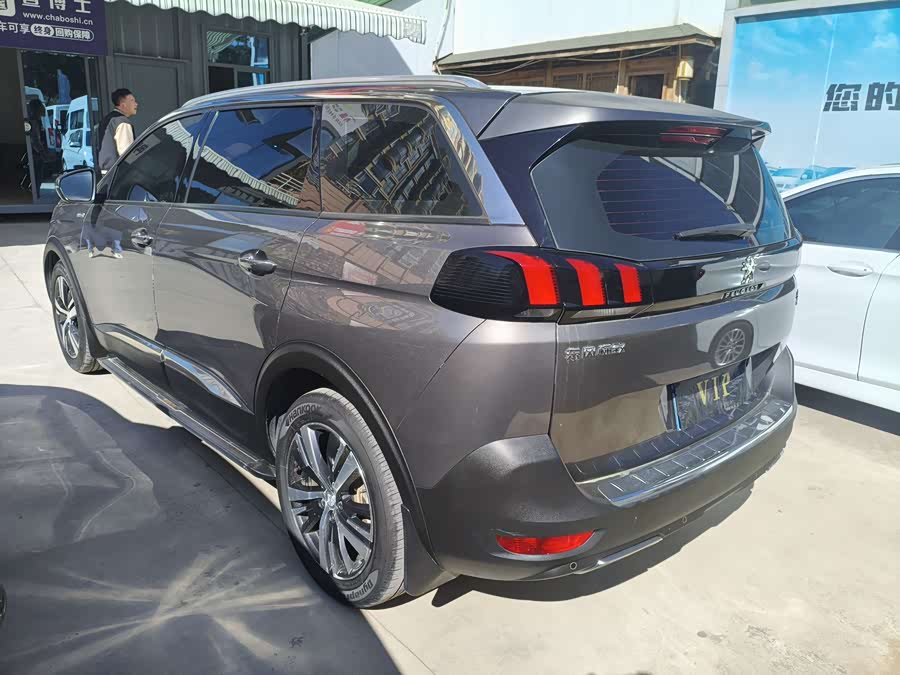Peugeot 5008 2017 #11 Peugeot 5008 2017 car image #11