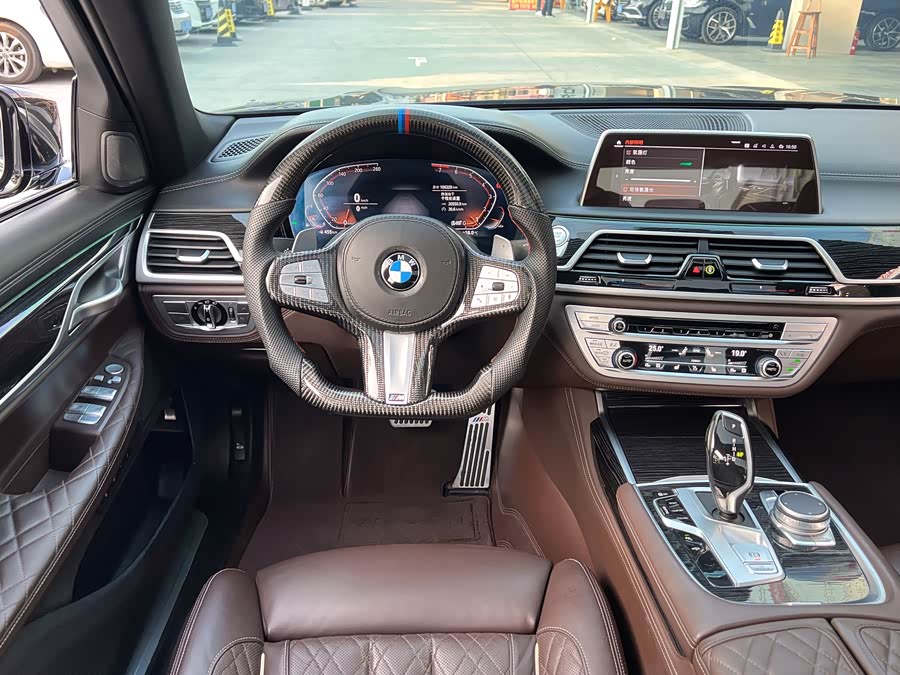 BMW 7 Series 2020 #11 BMW 7 Series 2020 car image #11