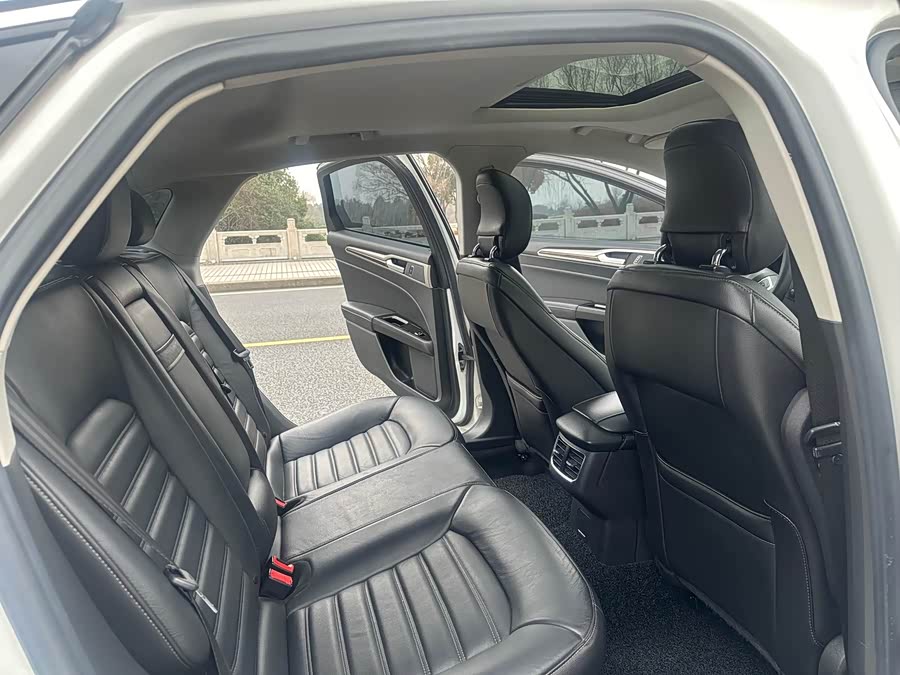 Ford Mondeo 2015 #11 Ford Mondeo 2015 car image #11