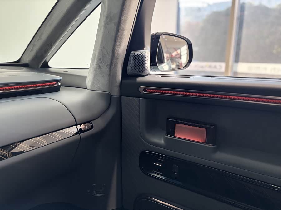 Zeekr MIX imagen de coche #11