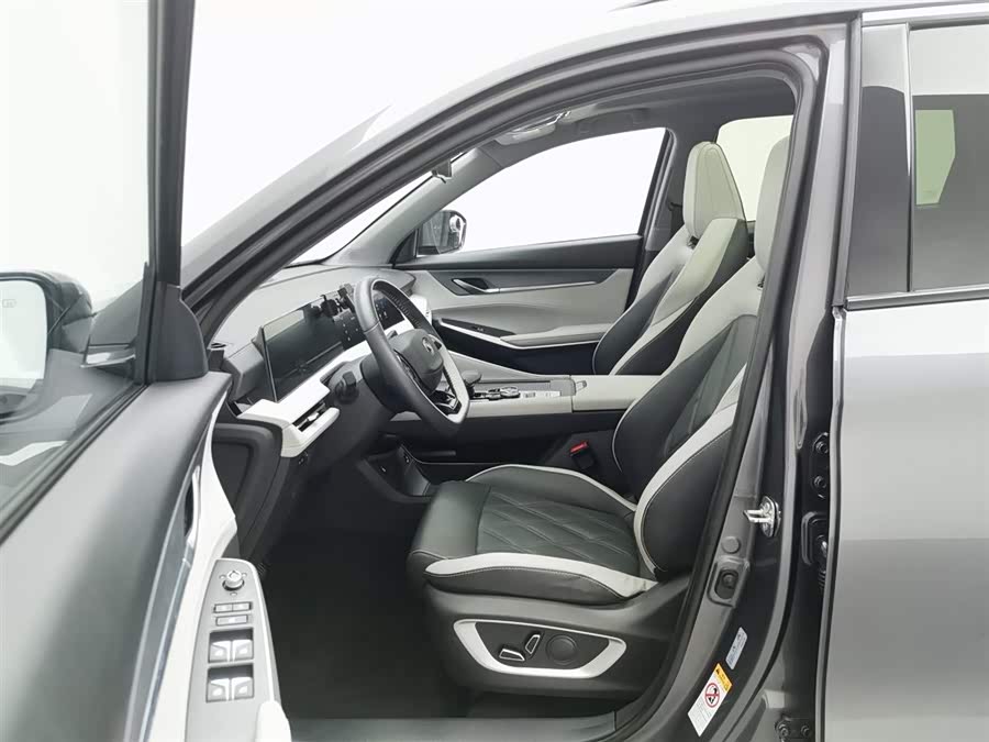 Changan CS75 Plus iDD 2024 car image #11