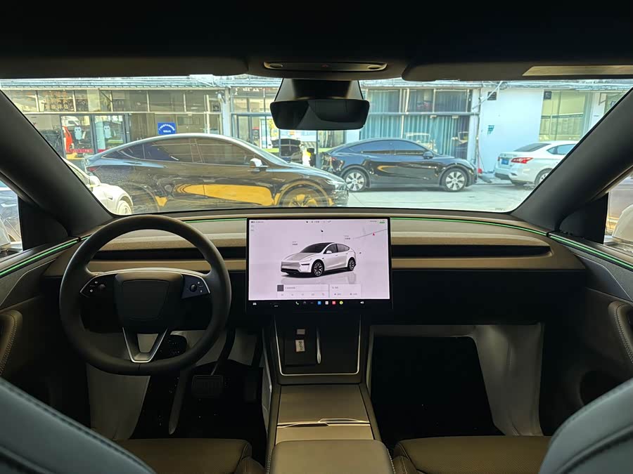 特斯拉 Model Y L 2025 汽车图片 #11