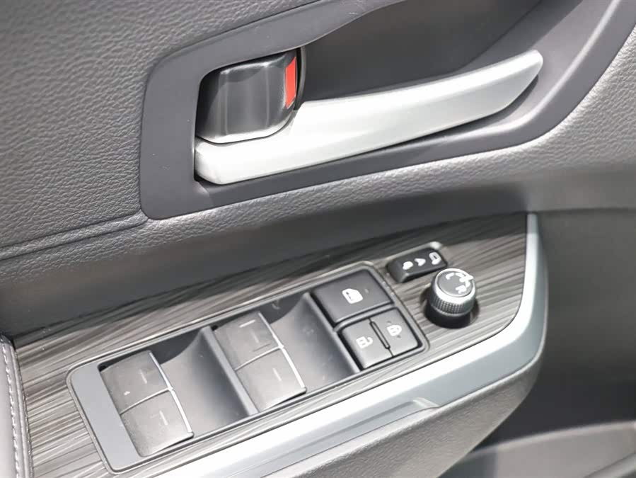 丰田 赛那SIENNA 2025 #11 丰田 赛那SIENNA 2025 汽车图片 #11