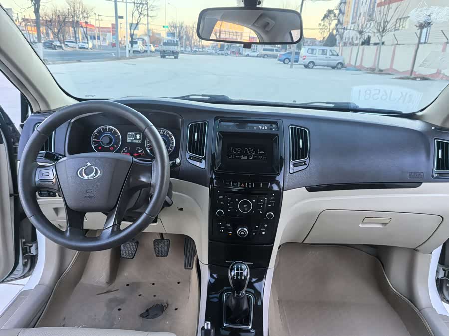 GEELY GC7 2013 car image #11