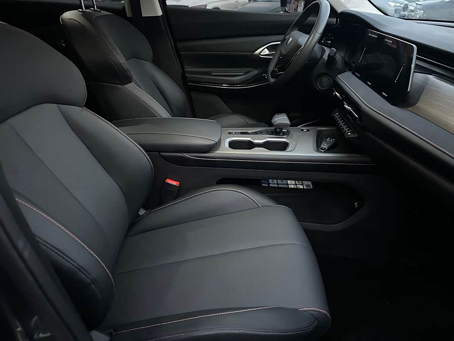 Changan X7 PLUS 2024 car image #11