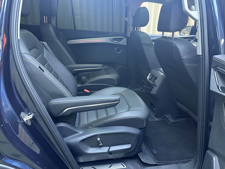 Volkswagen Talagon 2022 car image #11