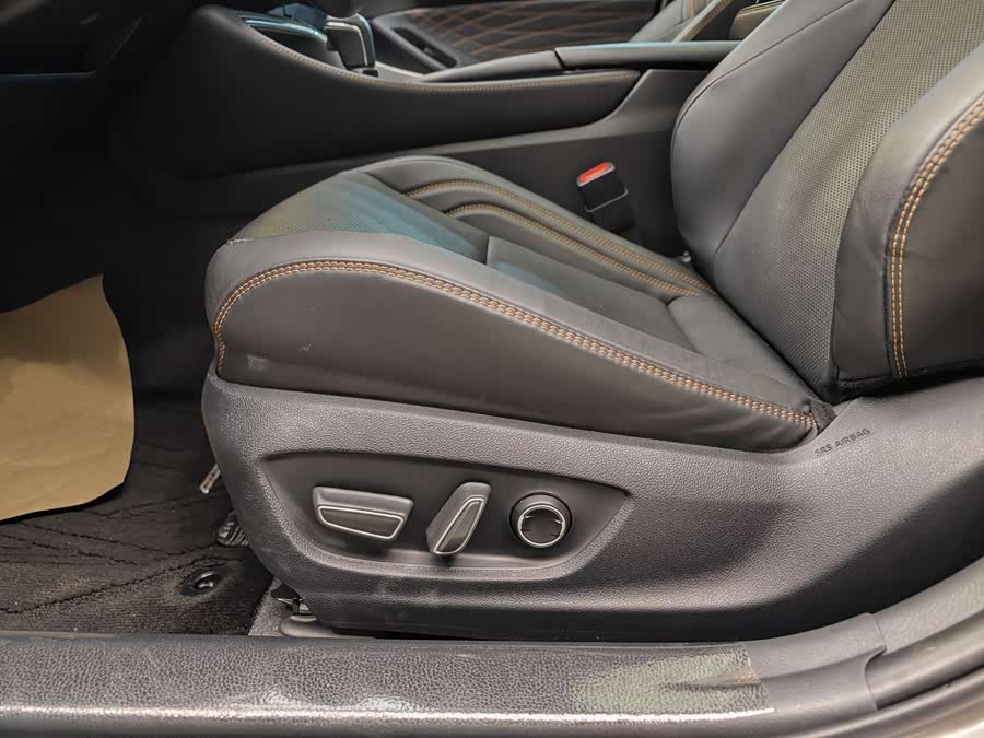 Toyota Avalon 2024 car image #11