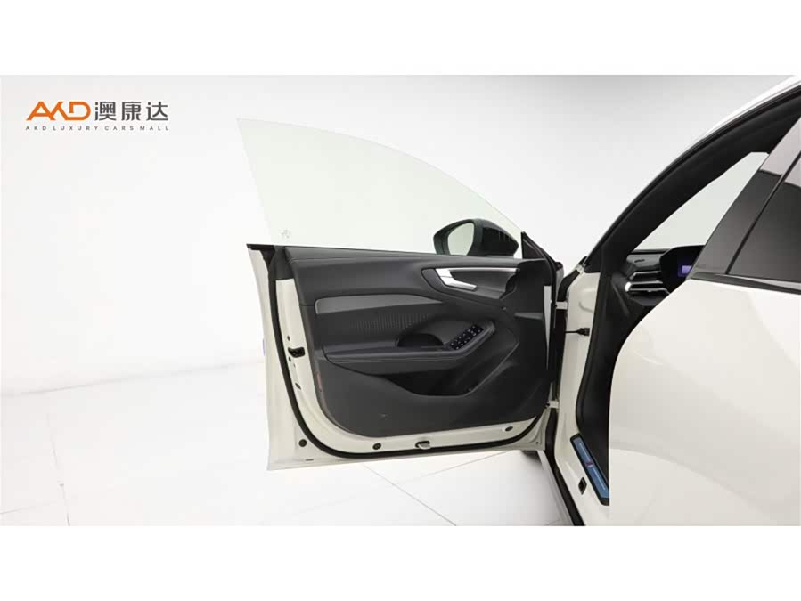 Audi 2025 car image #11