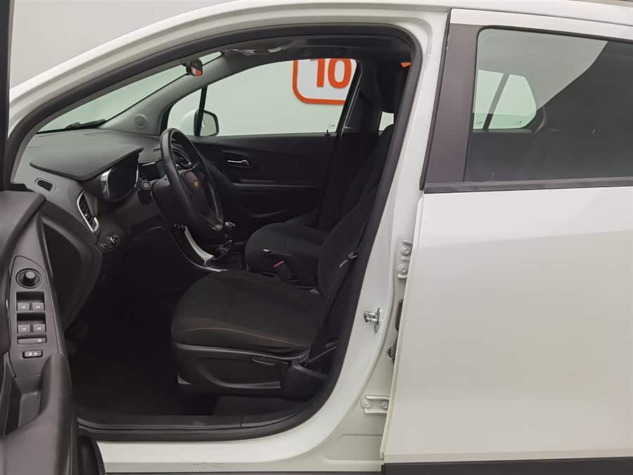 Chevrolet Tracker 2017 car image #11