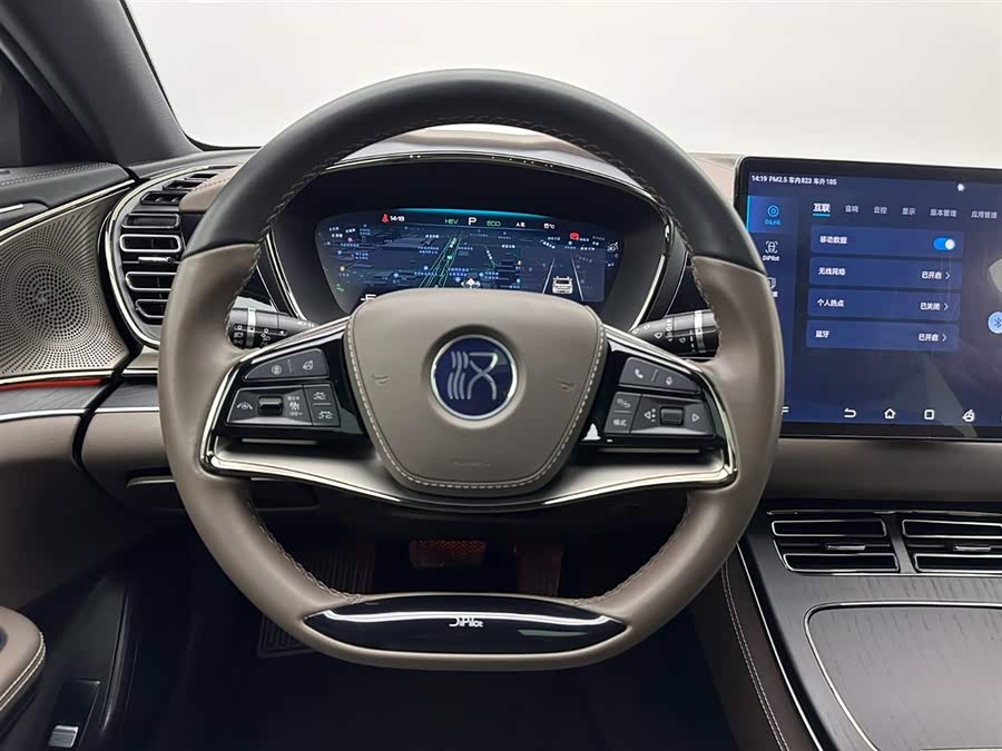 BYD Han 2023 car image #11