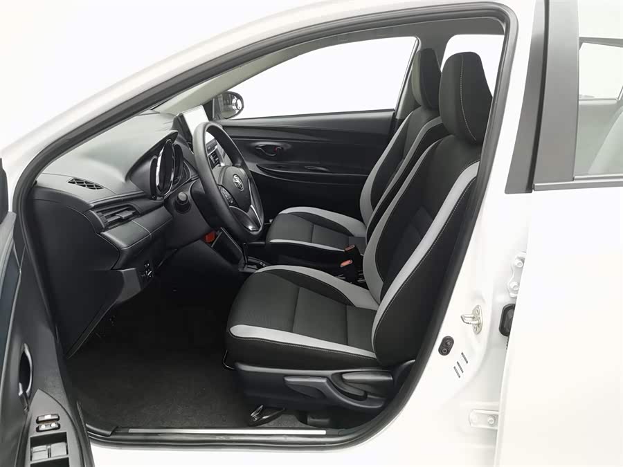 Toyota Yaris L Zhixuan 2022 car image #11