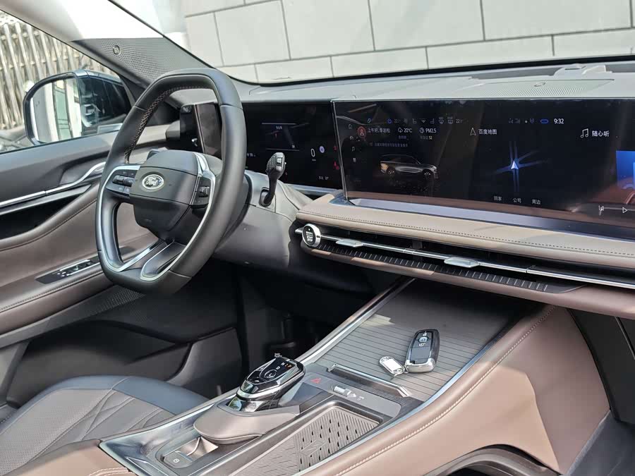 Ford Edge 2024 car image #11