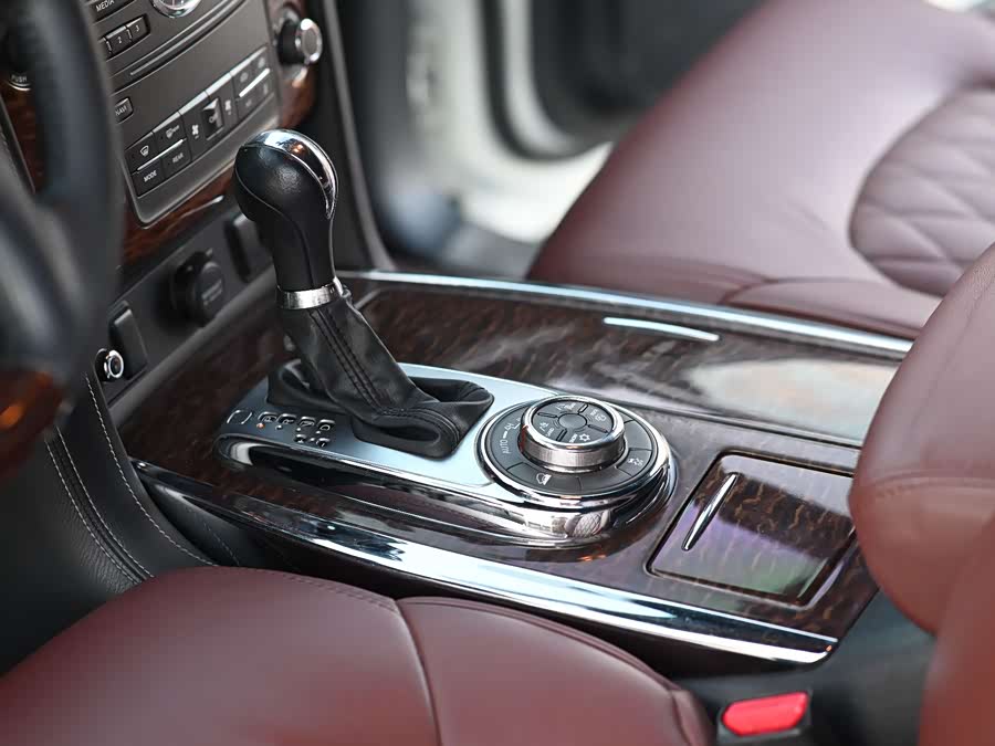 日产 途乐 2018 汽车图片 #11