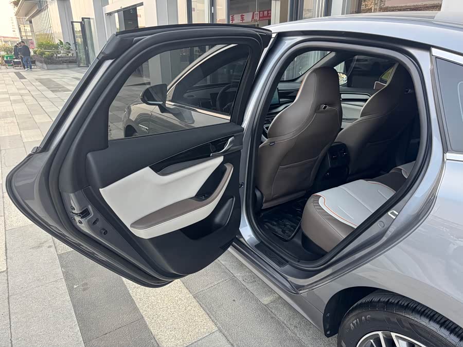 BYD Qin Plus 2023 #11 BYD Qin Plus 2023 car image #11