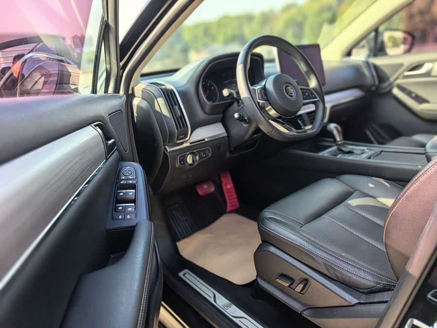 BYD Tang 2019 #11 BYD Tang 2019 car image #11