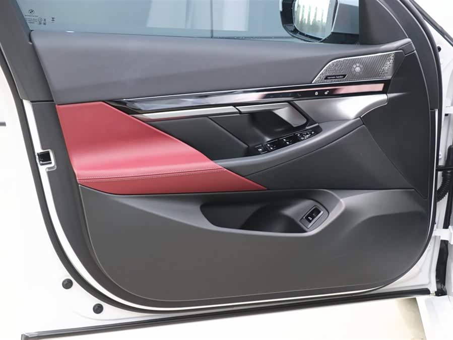 BMW 5 Series 2025 car image #11