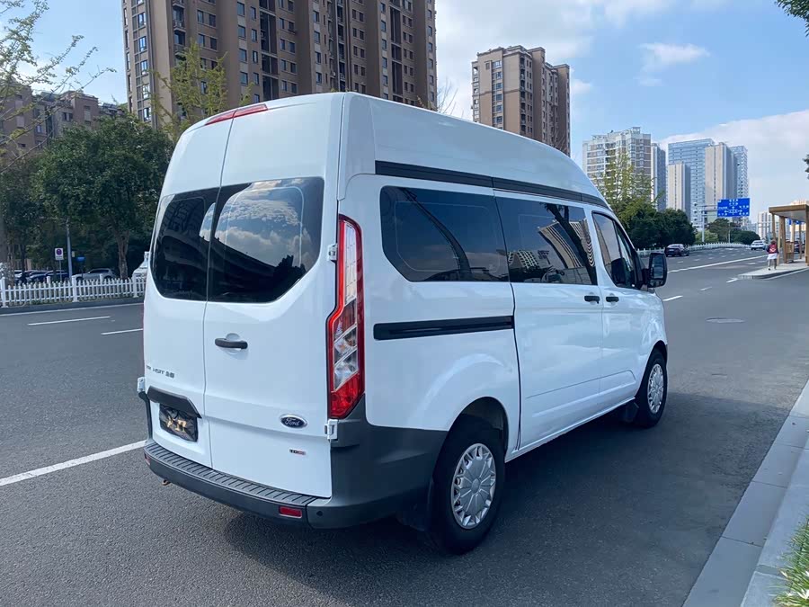 Ford Transit 2021 car image #11