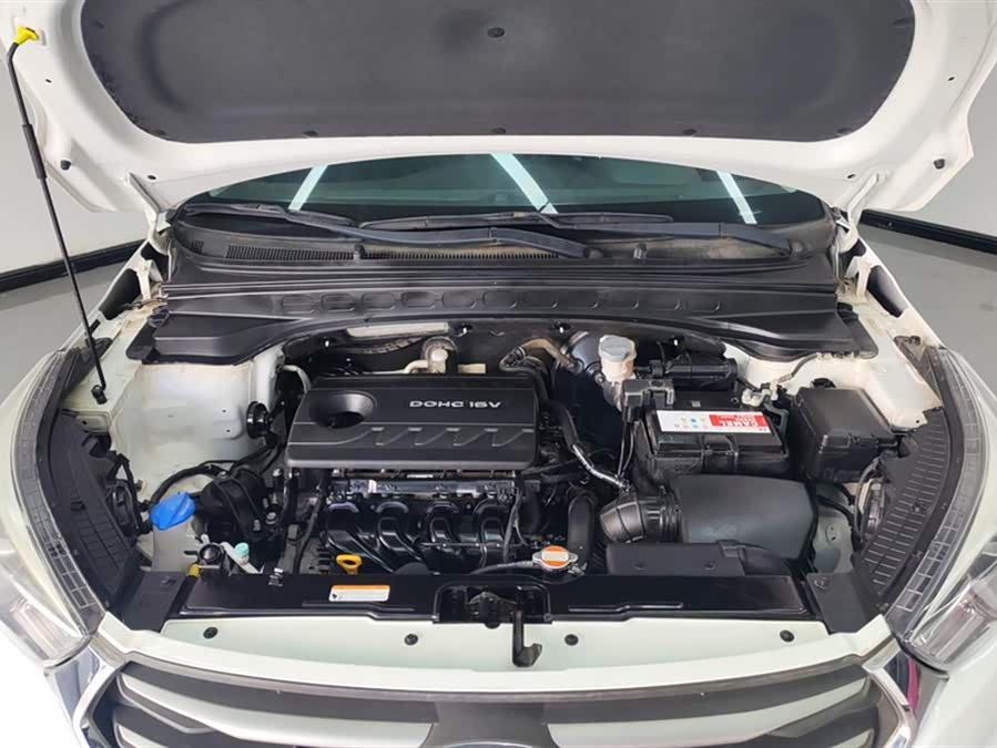 Hyundai ix25 2018 car image #11