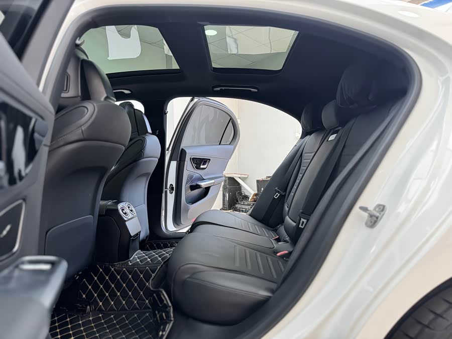 Mercedes-Benz C Class 2024 car image #11