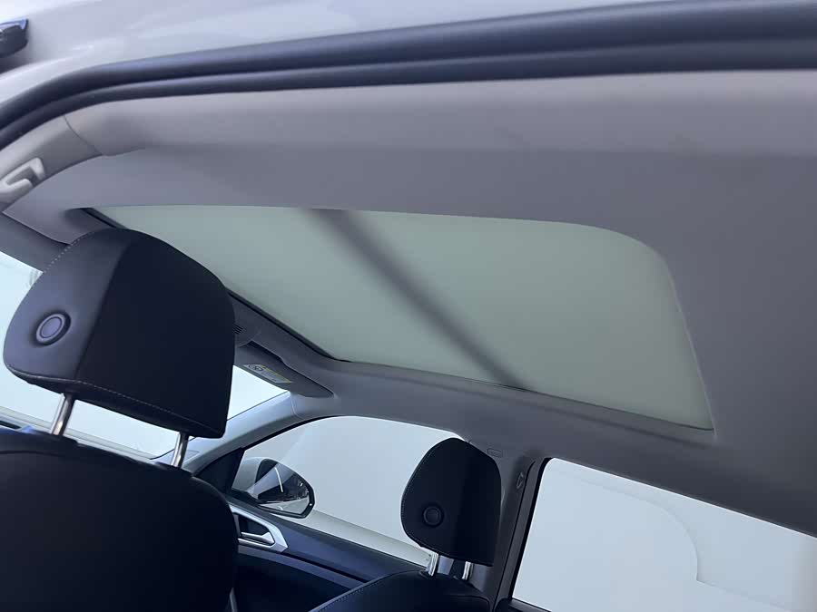 Volkswagen Tacqua 2022 car image #11