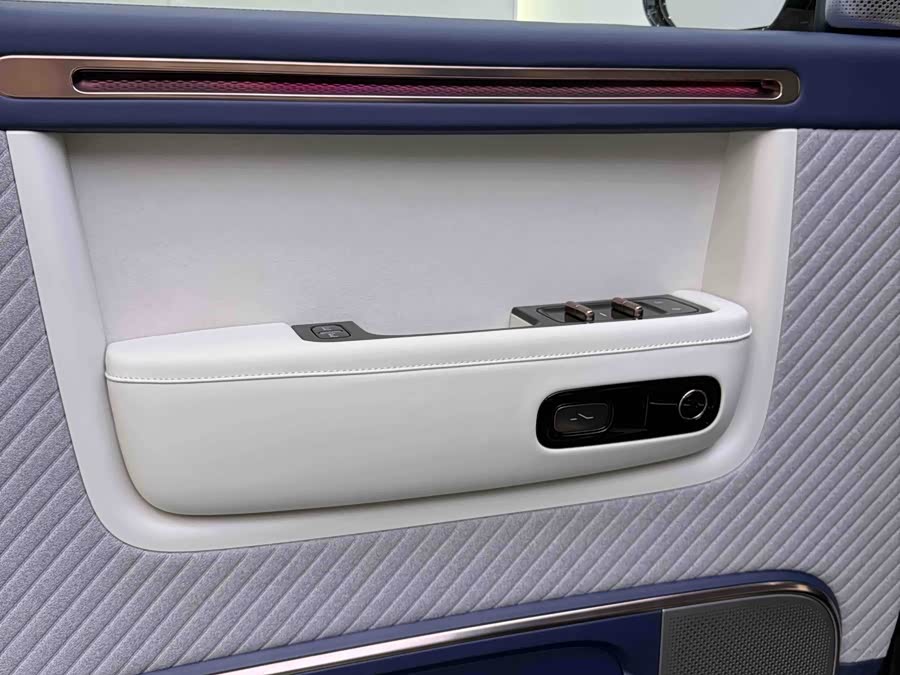 Zeekr MIX 2024 изображение автомобиля #11