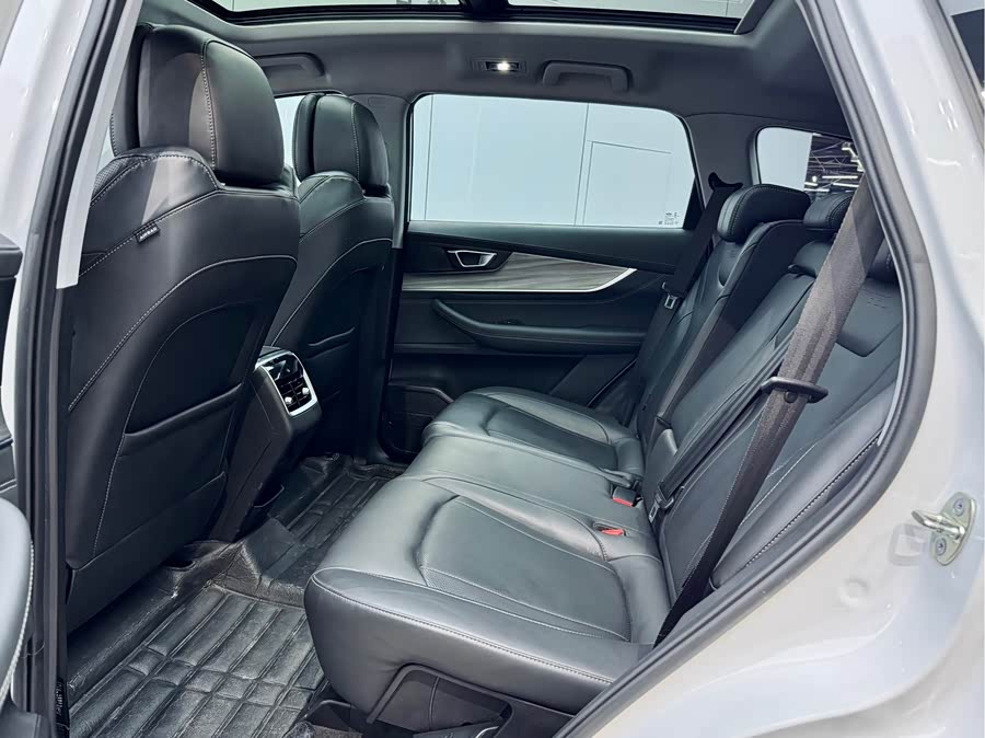 Chery Tiggo 8 Plus 2022 car image #11