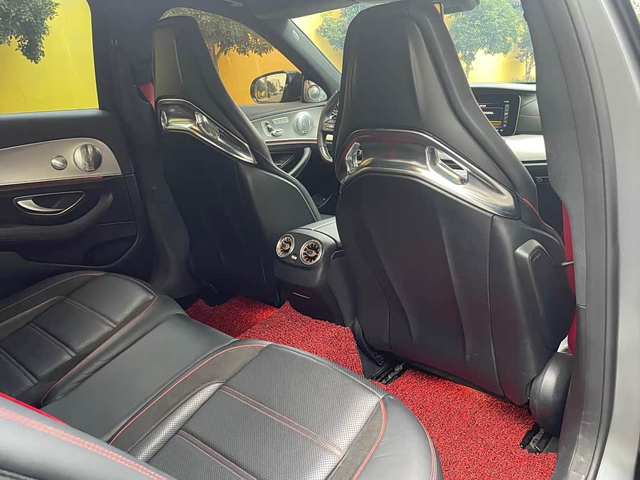 Mercedes-Benz E AMG 2018 immagine di auto #11