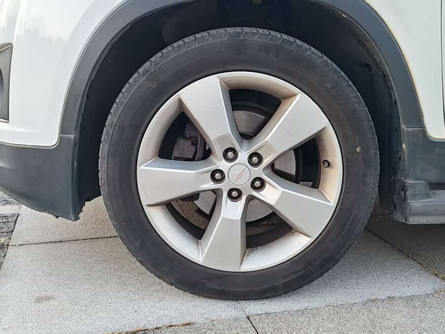 Chevrolet Tracker 2015 #11 Chevrolet Tracker 2015 car image #11